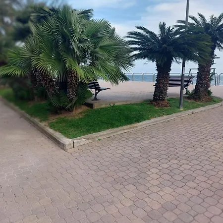 Sea & Apartment *